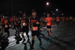 BIB: 21748, 1706, 21976
                            <button type="button" onclick="openModal(10599667)" class="btn btn-primary btn-sm float-right btn-popup" data-toggle="modal" data-target=".modal-high-quality">
                        <i class="fas fa-shopping-cart"></i> Add to Cart
                    </button>
                                            <button type="button" onclick="isThisMe(10599667, true)" class="btn btn-success btn-sm float-right btn-popup btn-isme hidden" data-toggle="tooltip" data-placement="bottom" title="นี่คือรูปของคุณใช่ไหม คลิกที่นี่เพื่อเอาเข้าอัลบั้ม">
                        <i class="fas fa-plus"></i> Add to album
                    </button>
                    <button type="button" onclick="isThisMe(10599667, false)" class="btn btn-warning btn-sm float-right btn-popup btn-isnotme hidden">
                        <i class="fas fa-ban"></i> Remove from album
                    </button>